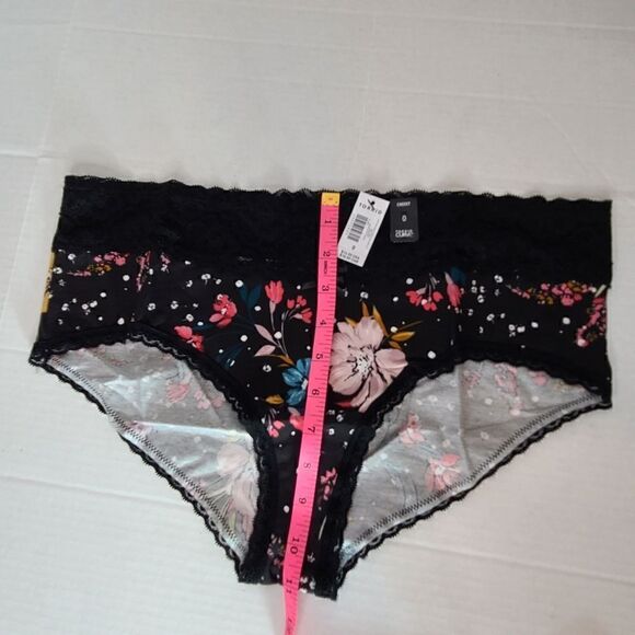 0X Torrid Cheeky Panty Wildflower Black Lace Plus - Picture 5 of 6